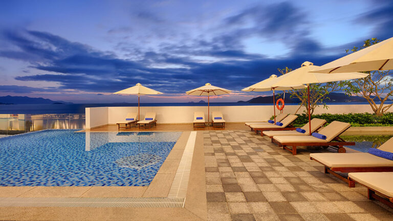 Vinpearl Condotel Beachfront Nha Trang